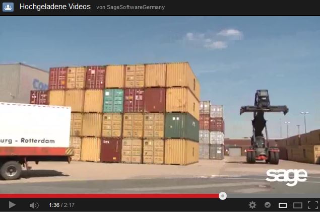 Ob an Land beim Container verladen oder auf dem Wasser: Das Personal von B. Dettmer wir mit der Personalsoftware von Sage gemanagt. Quelle: Youtube