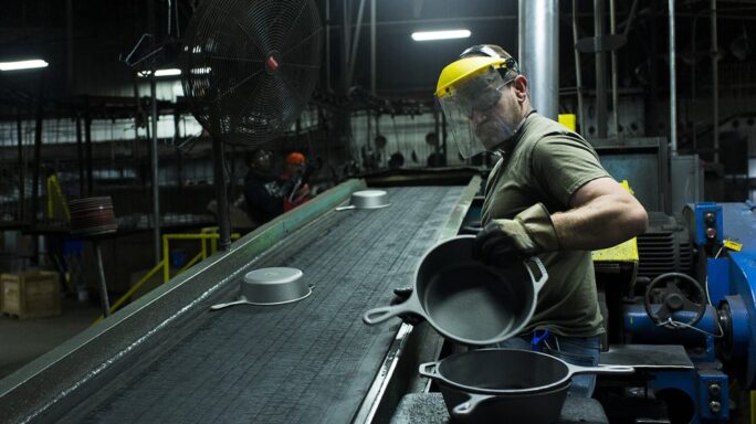 Manufacturing of Lodge Cast Iron